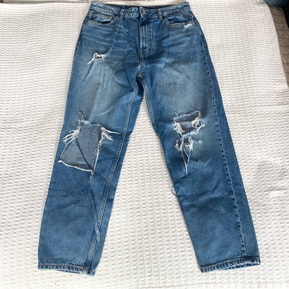Zara distressed jeans size 10